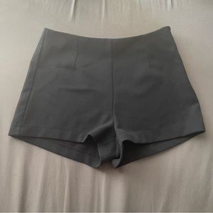 Kendall&Kylie High waisted, Black Suit Shorts